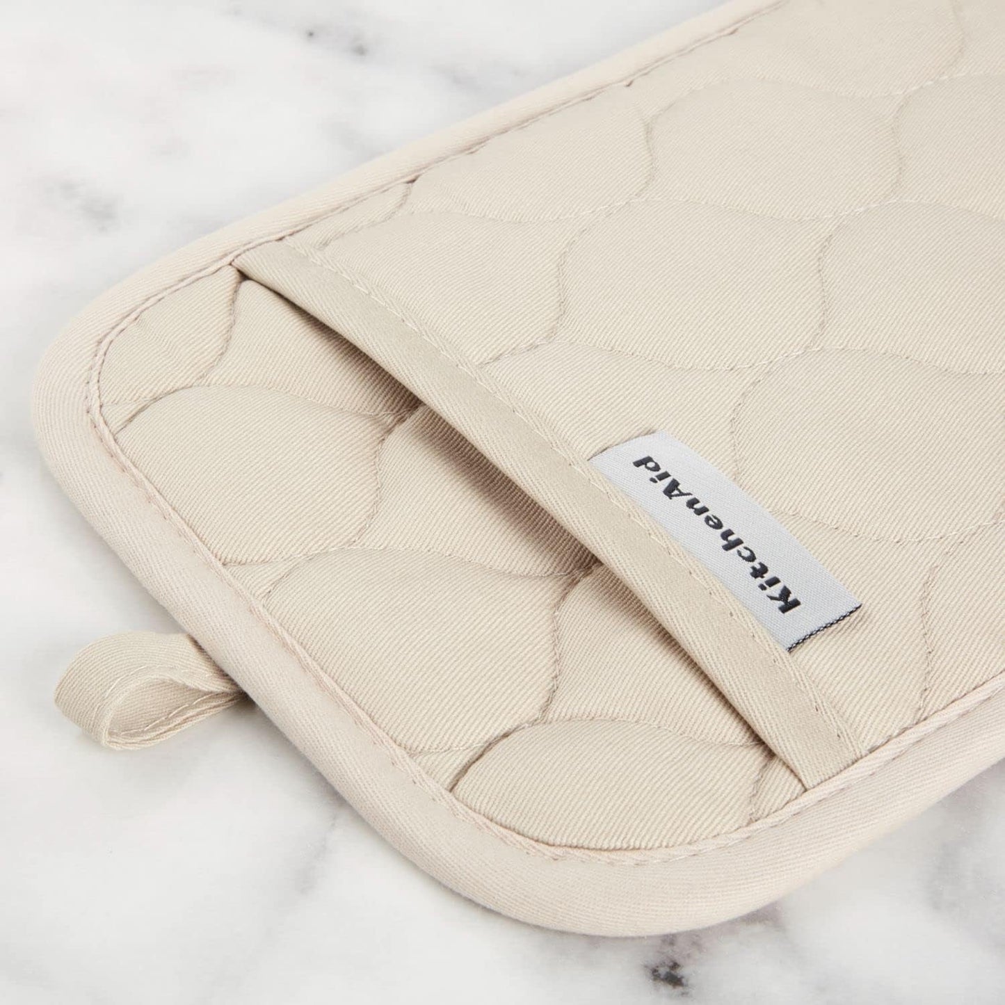 Quilted Cotton Terry Cloth Oven Mitt, Pot Holder, Kitchen Towel 4-Pack Set, Heat Resistant, Silicone Grip, 16"x26", 7"x13" & 7"x10", Milkshake