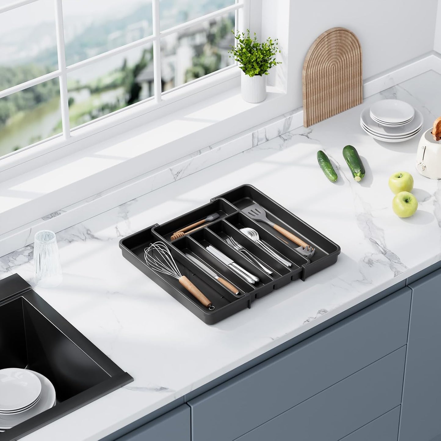 Silverware Organizer - Expandable Kitchen Drawer Organizer, Adjustable Utensil Organizer, Cutlery Tray for Forks, Knives, Multipurpose Kitchen Organizers and Storage Solution, Black, Medium