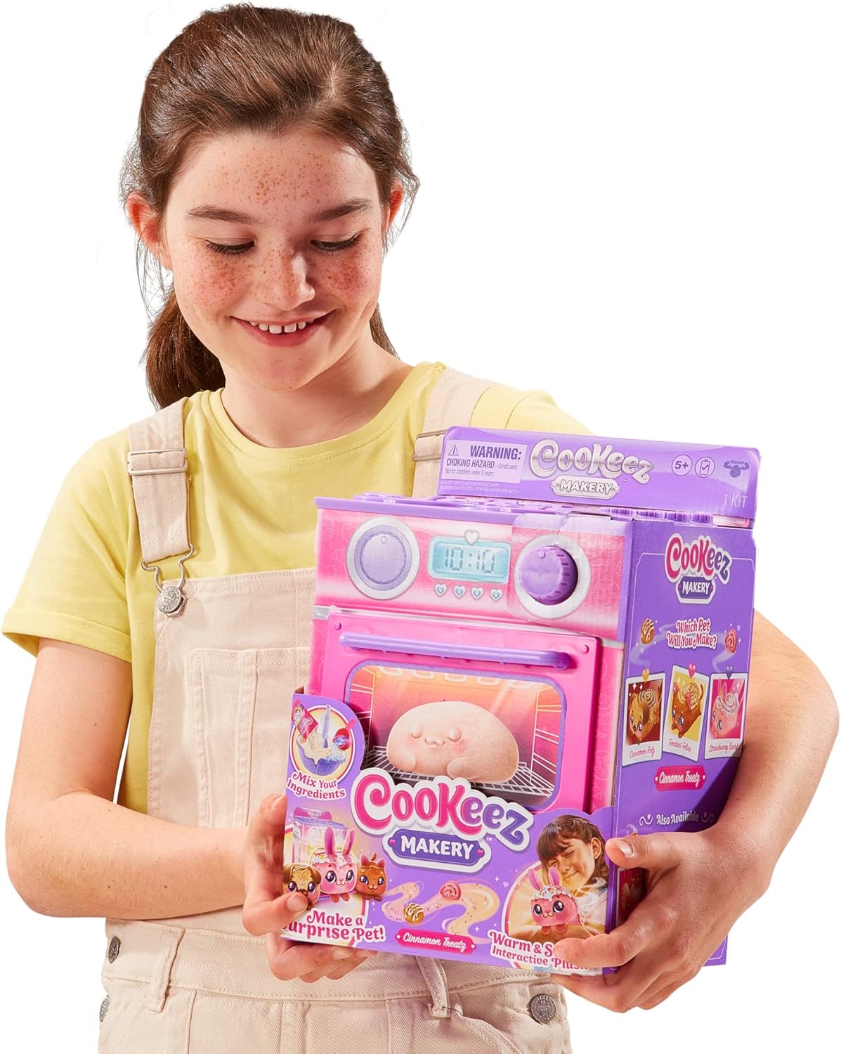 Cinnamon Treatz Oven – Interactive Bake & Reveal Oven Playset with Mystery Scented Plush (Cinnamon Pooch, Fondant Feline, or Strawberry Swirl), Mixing Tools, Dough, & Accessories, 5+